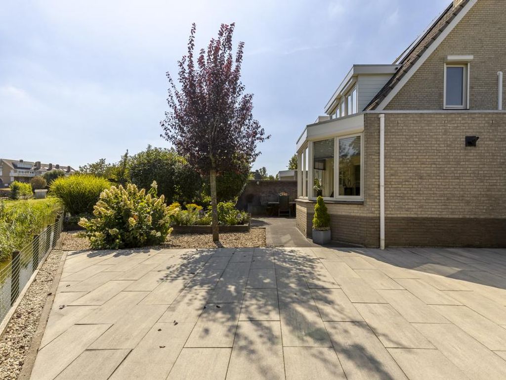 Loodreep 14, HARDINXVELD-GIESSENDAM