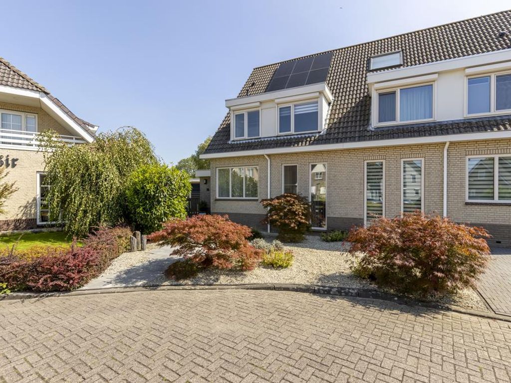 Loodreep 14, HARDINXVELD-GIESSENDAM