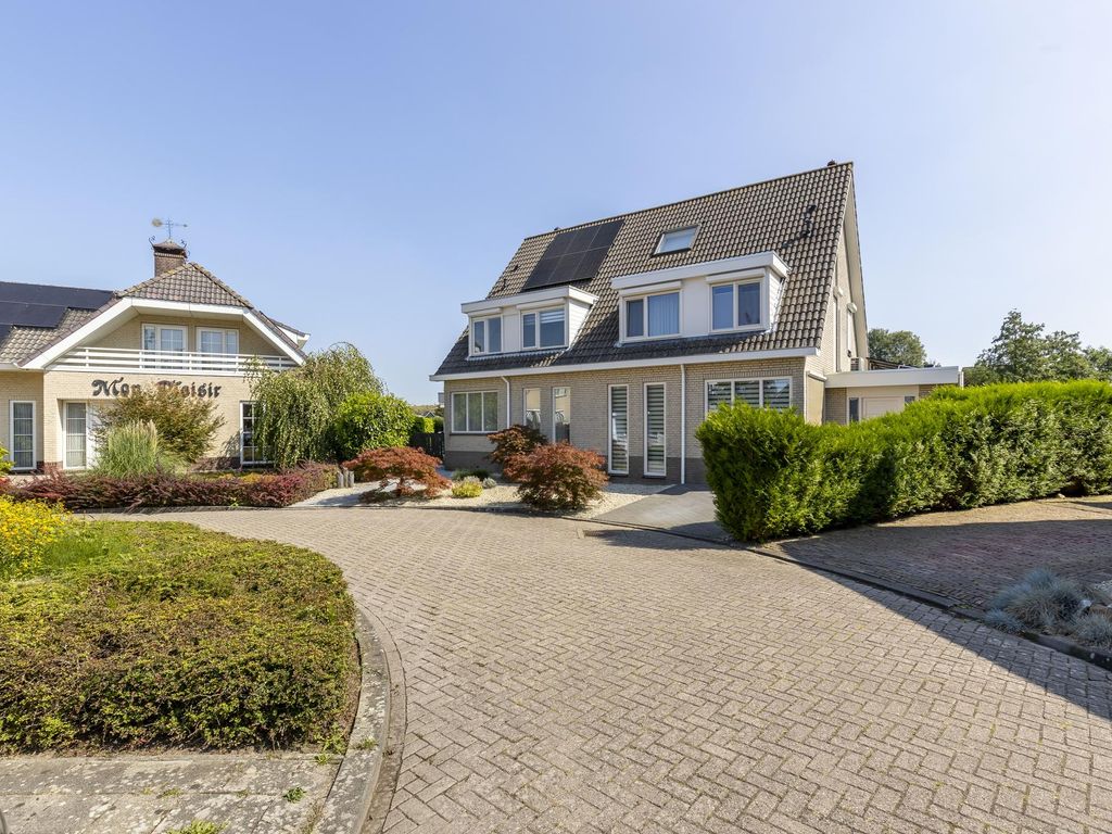 Loodreep 14, HARDINXVELD-GIESSENDAM