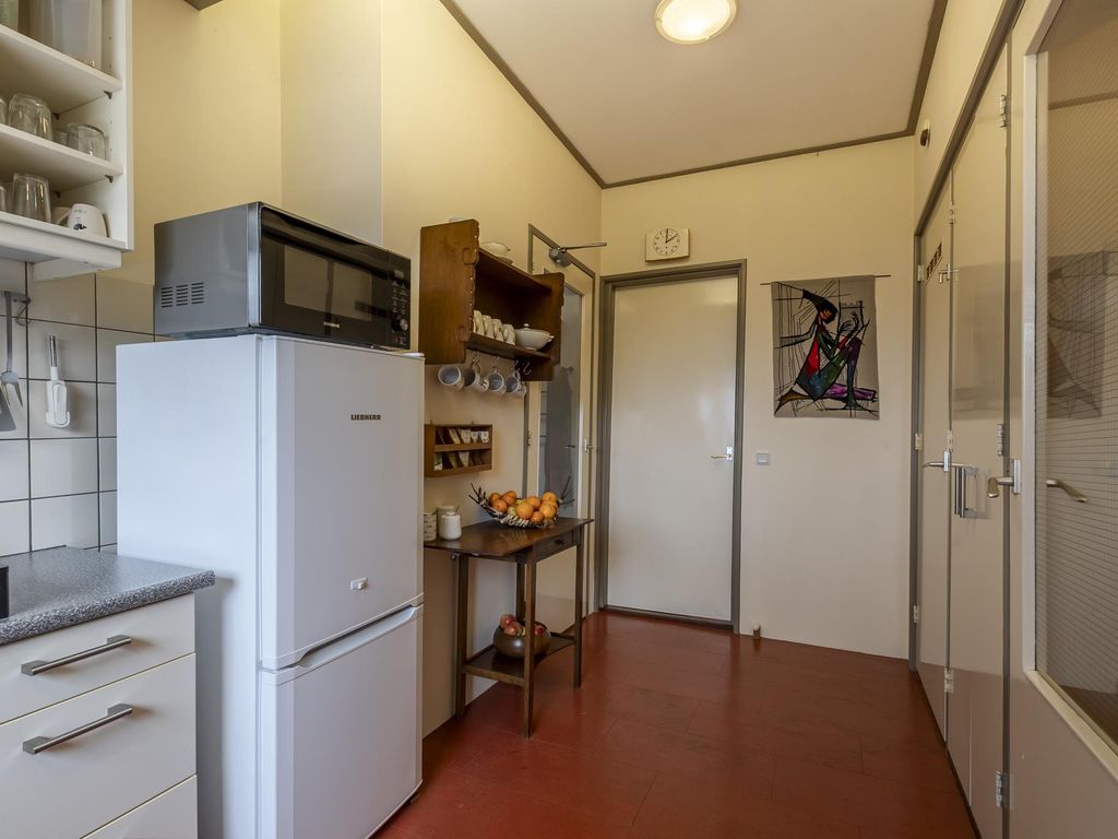 Nieuweweg 233, HARDINXVELD-GIESSENDAM