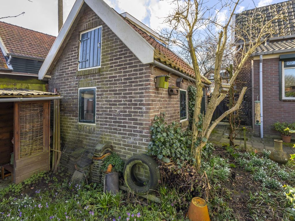 Nieuweweg 233, HARDINXVELD-GIESSENDAM