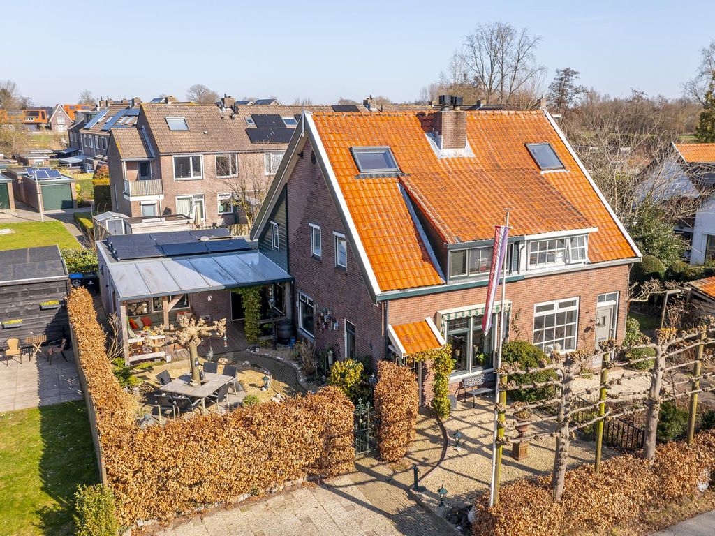 Langeweg 11, SCHELLUINEN