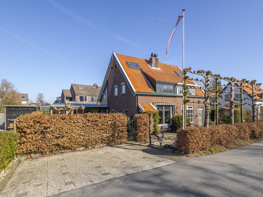 Langeweg 11, SCHELLUINEN