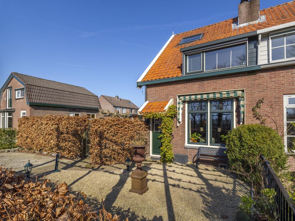 Langeweg 11, SCHELLUINEN