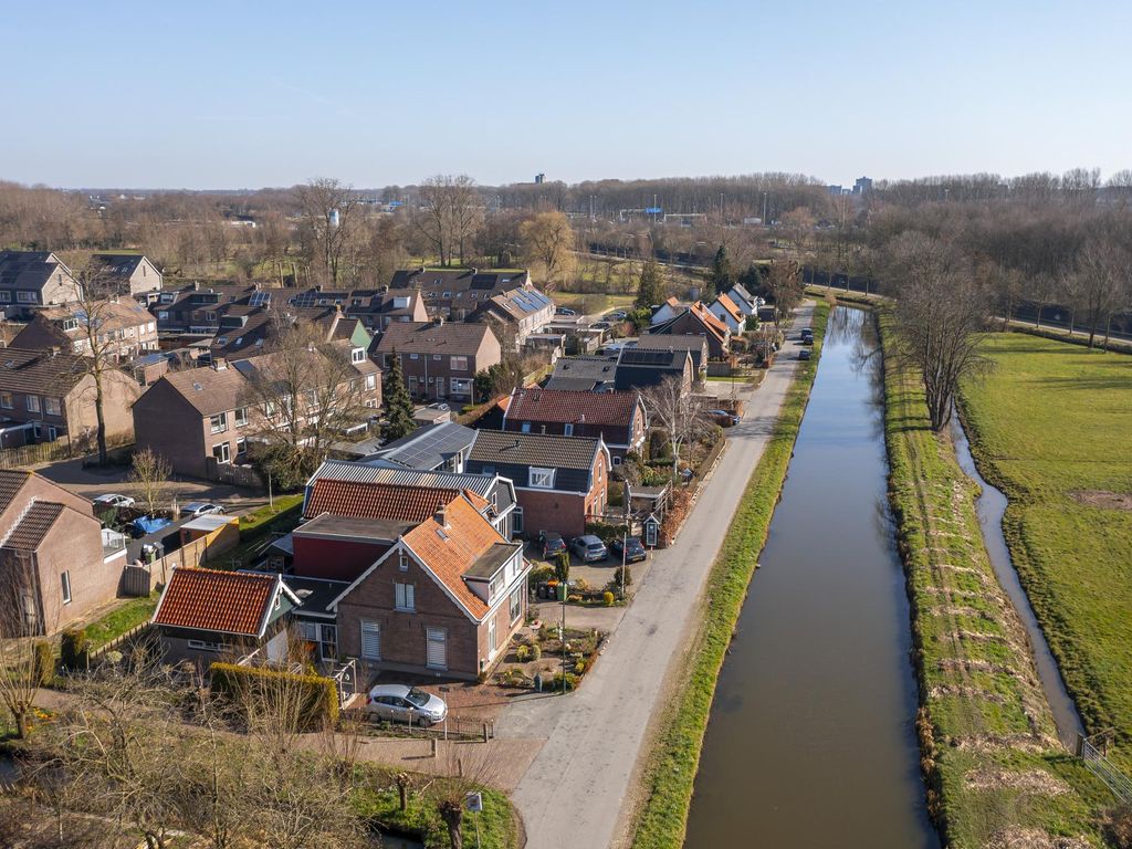 Langeweg 11, SCHELLUINEN