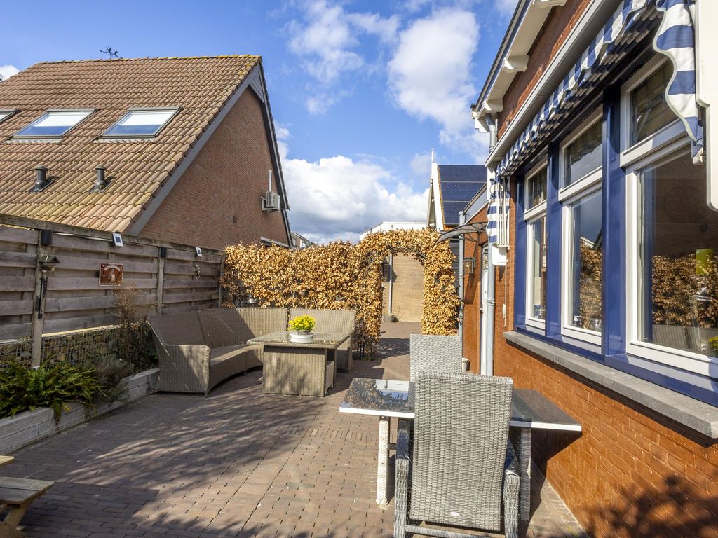 Rivierdijk 370, HARDINXVELD-GIESSENDAM