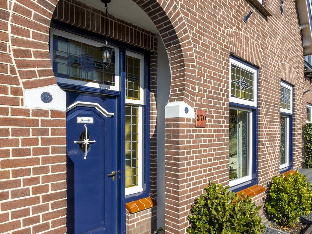 Rivierdijk 370, HARDINXVELD-GIESSENDAM