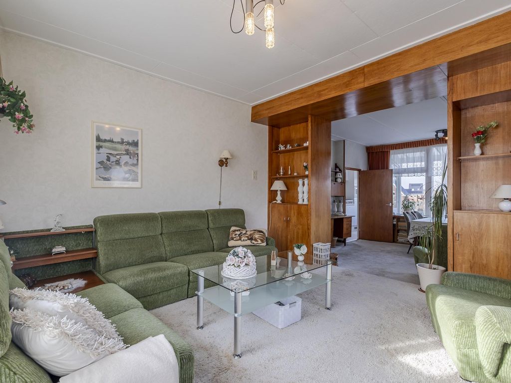 Buitendams 412, HARDINXVELD-GIESSENDAM