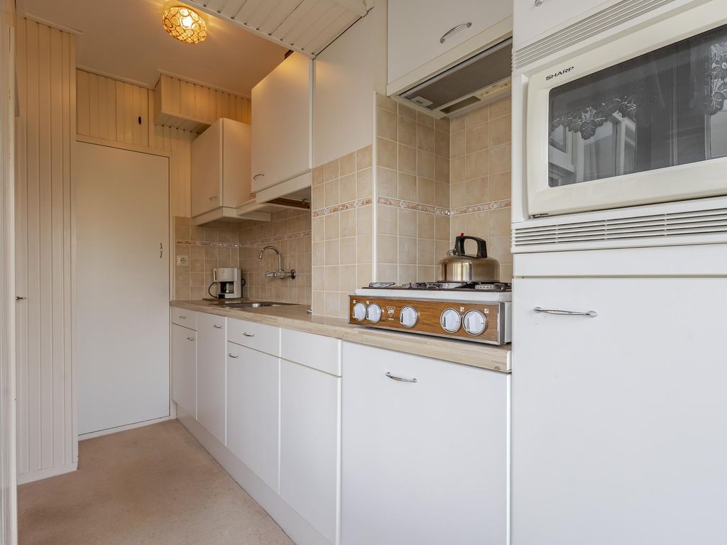 Buitendams 412, HARDINXVELD-GIESSENDAM