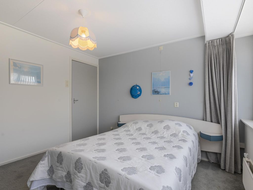 Buitendams 412, HARDINXVELD-GIESSENDAM