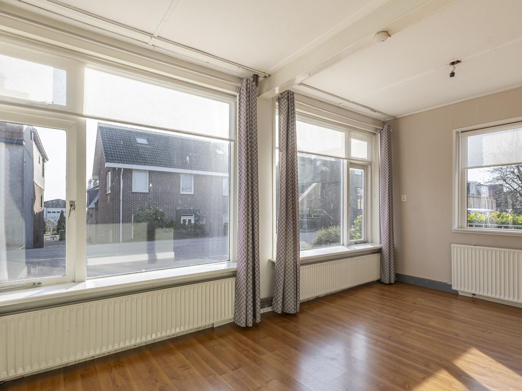 Buitendams 412, HARDINXVELD-GIESSENDAM
