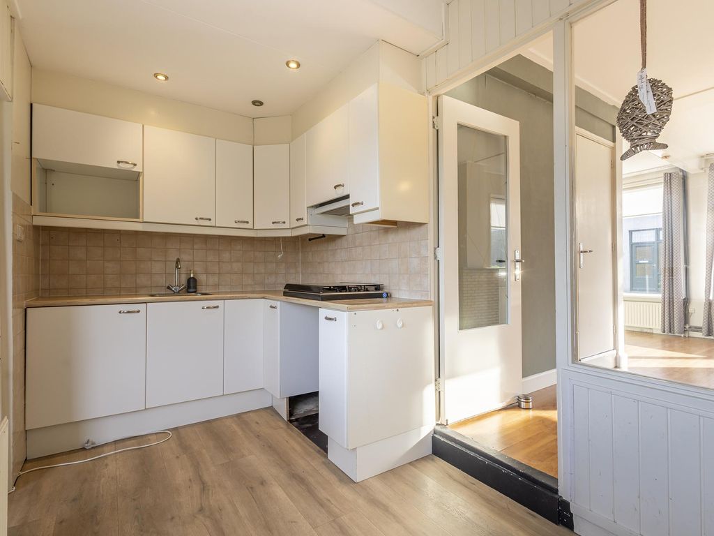 Buitendams 412, HARDINXVELD-GIESSENDAM