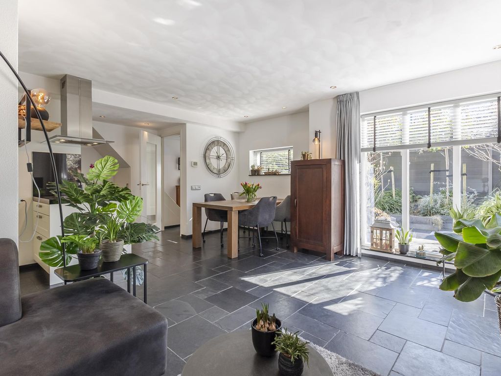 Willem Droststraat 10, HARDINXVELD-GIESSENDAM