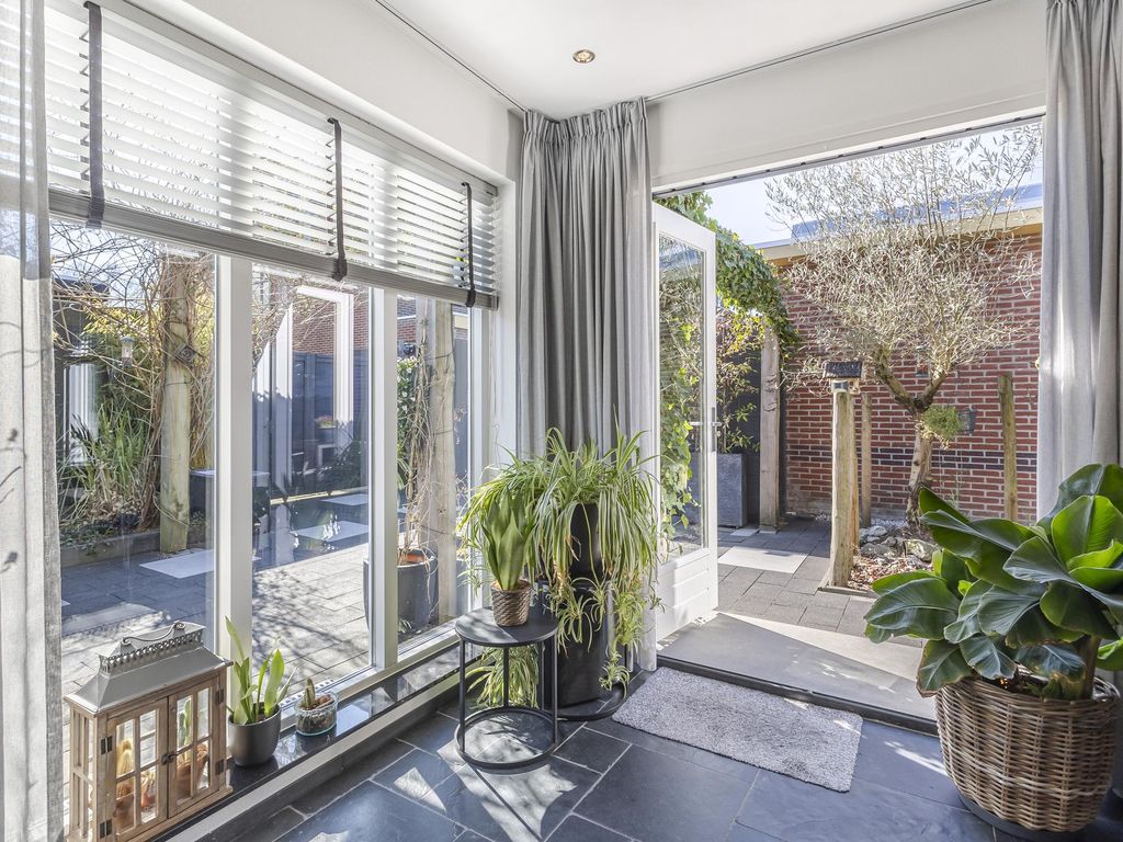 Willem Droststraat 10, HARDINXVELD-GIESSENDAM