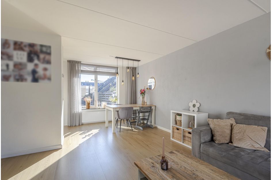 Van Leijdenstraat 38