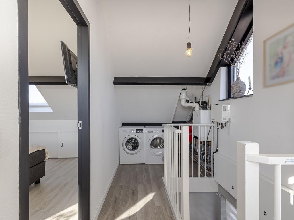 Van Leijdenstraat 38, HARDINXVELD-GIESSENDAM