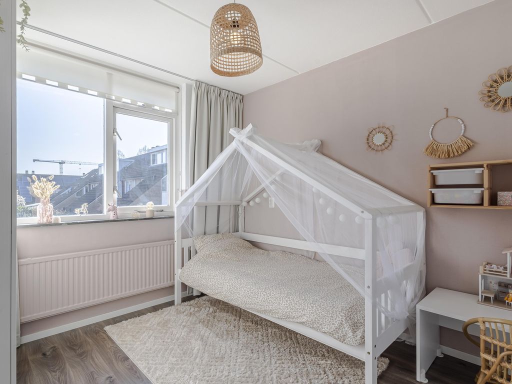 Van Leijdenstraat 38, HARDINXVELD-GIESSENDAM