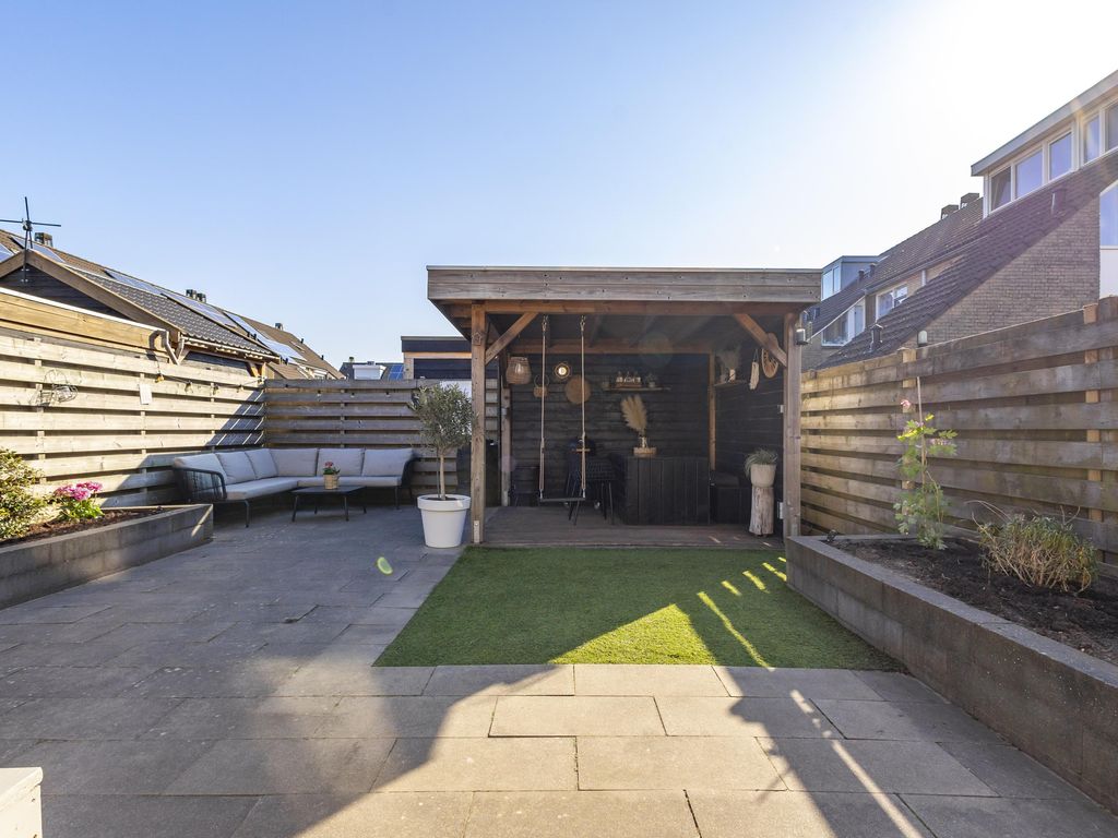 Van Leijdenstraat 38, HARDINXVELD-GIESSENDAM