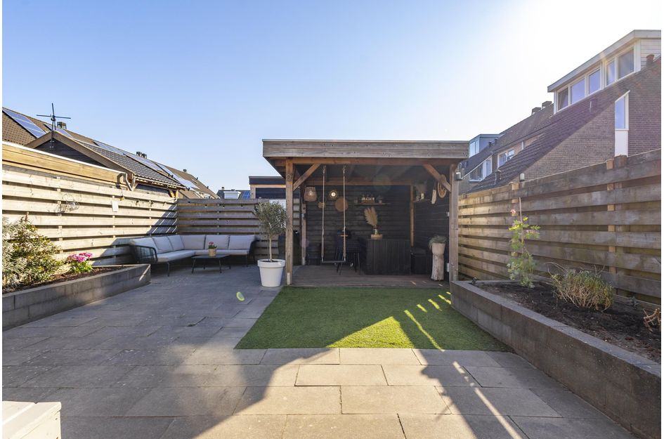 Van Leijdenstraat 38