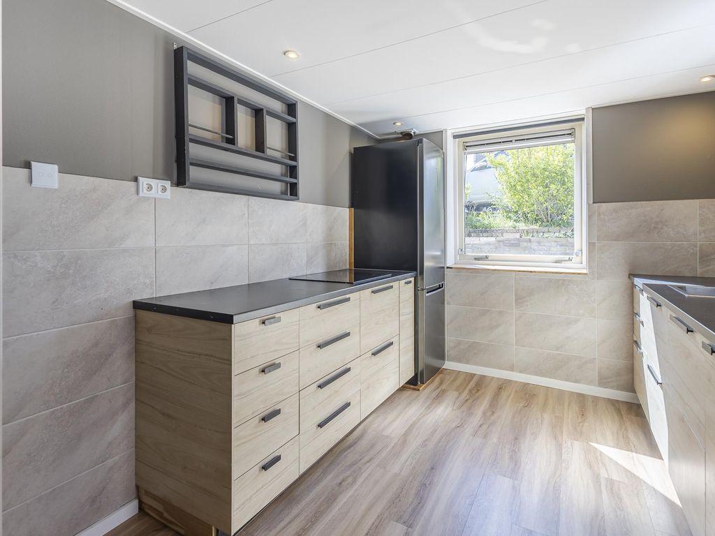 Buitendams 330, HARDINXVELD-GIESSENDAM
