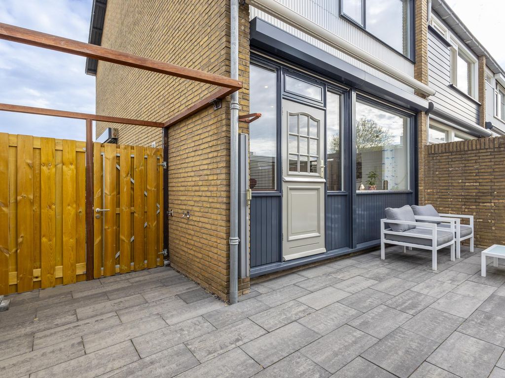 P.A. de Genestetstraat 13, SLIEDRECHT