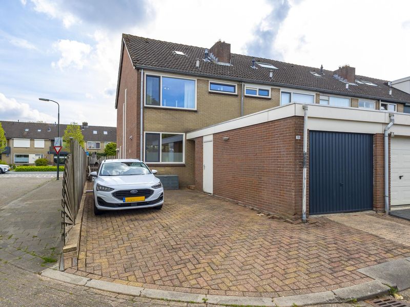 Lange Griendsweer 115, Hardinxveld-giessendam