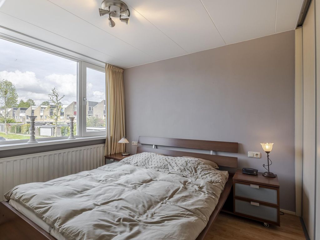 Lange Griendsweer 115, HARDINXVELD-GIESSENDAM