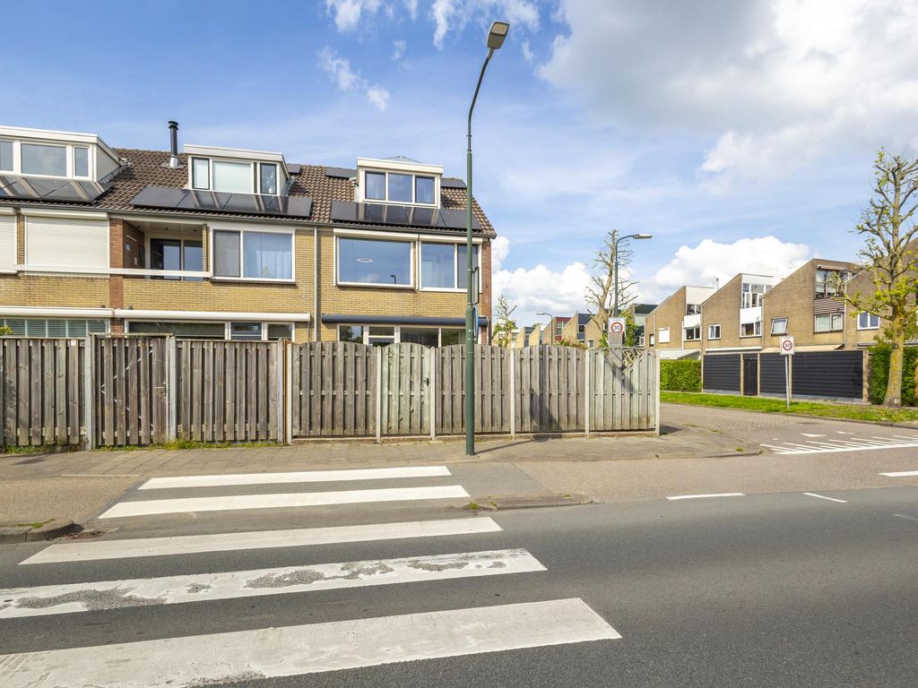 Lange Griendsweer 115, HARDINXVELD-GIESSENDAM