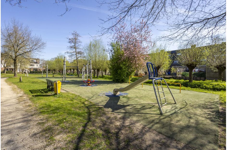 Veerstoep 25