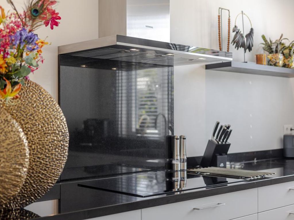 Hendrick Avercampstraat 12, HARDINXVELD-GIESSENDAM