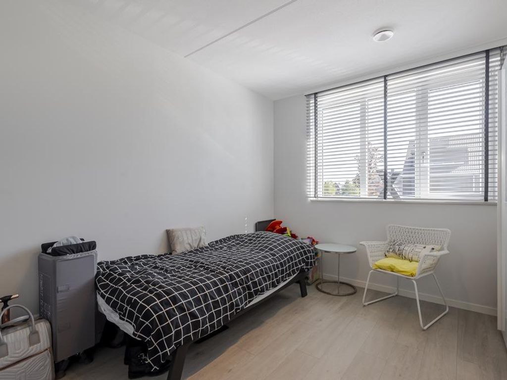 Hendrick Avercampstraat 12, HARDINXVELD-GIESSENDAM