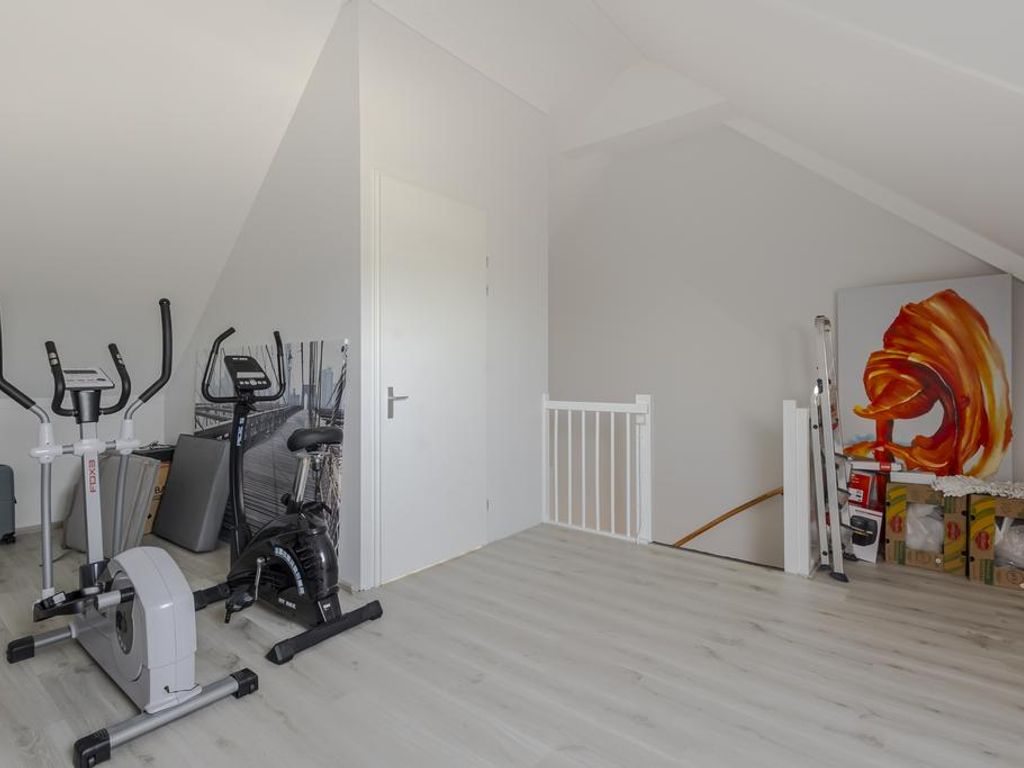 Hendrick Avercampstraat 12, HARDINXVELD-GIESSENDAM