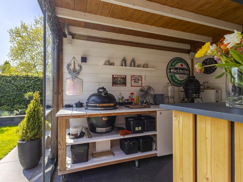 Hendrick Avercampstraat 12, HARDINXVELD-GIESSENDAM