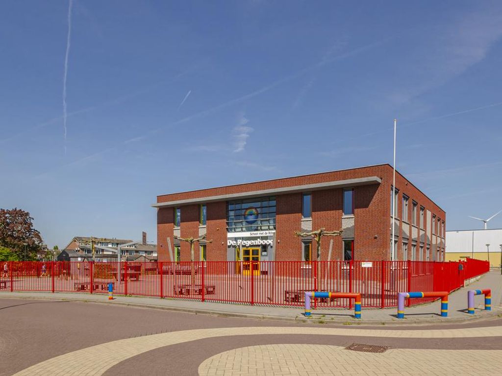 Hendrick Avercampstraat 12, HARDINXVELD-GIESSENDAM