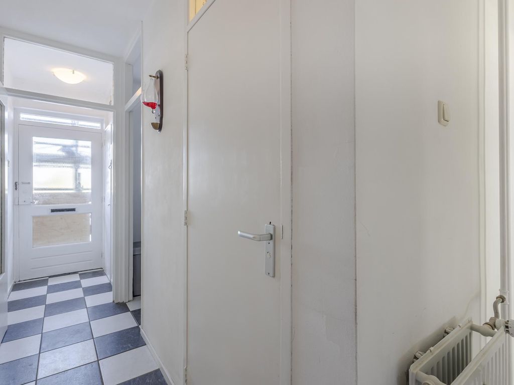 Vrijheer van Eslaan 129, PAPENDRECHT