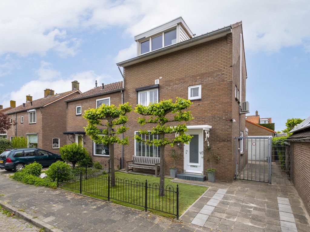 Kuyperstraat 1, Hardinxveld-Giessendam