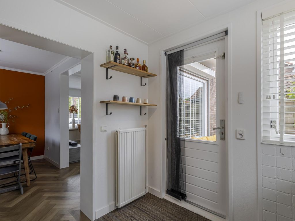 Kuyperstraat 1, Hardinxveld-Giessendam