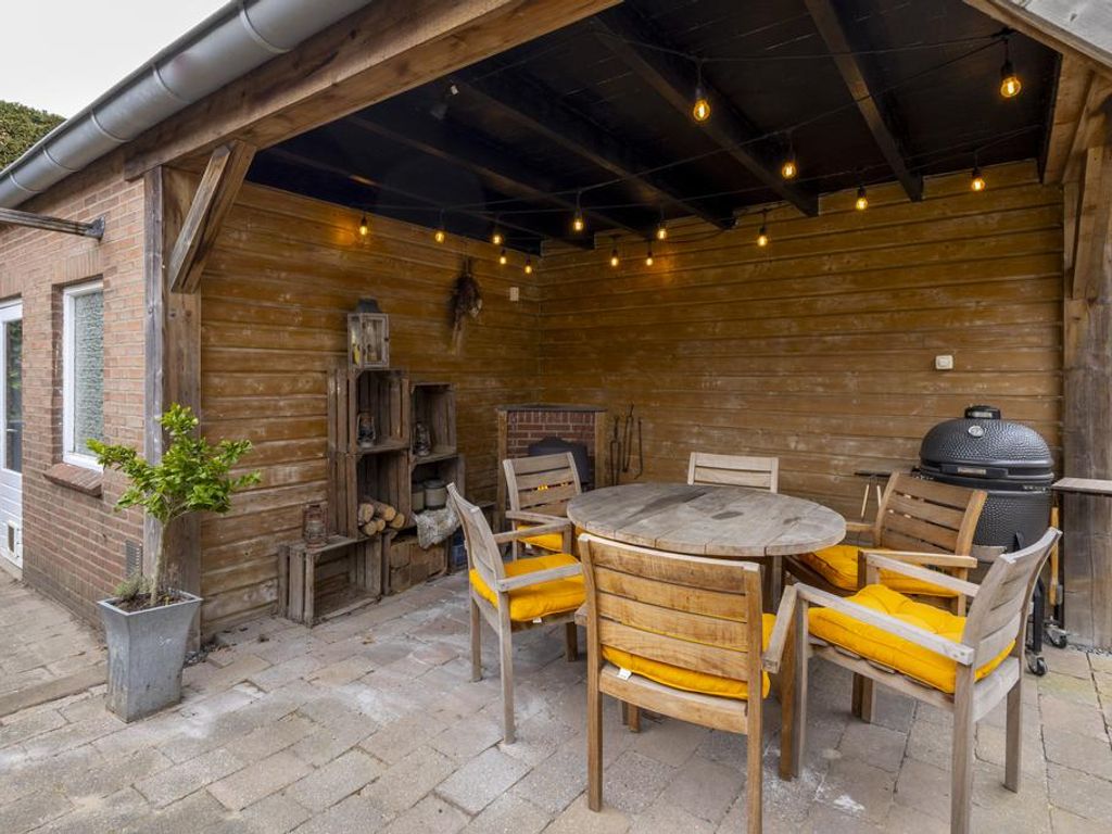 Kuyperstraat 1, HARDINXVELD-GIESSENDAM