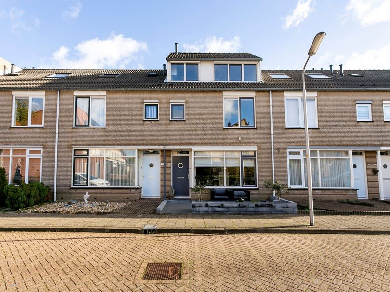 Grundel 53, Oude Wetering