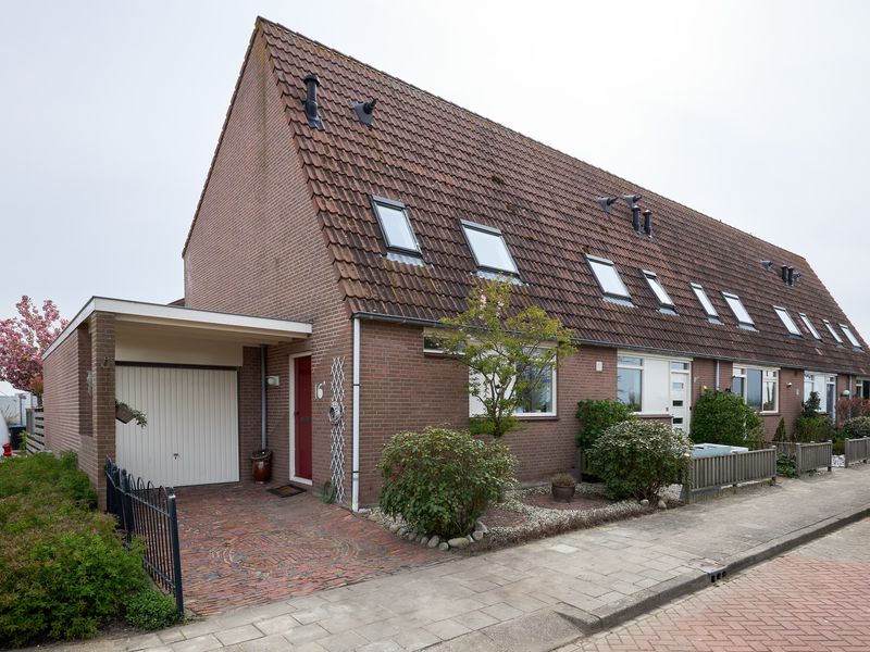 Verkoper Dirk Thomaszstraat 16a