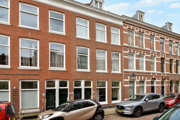 Van Merlenstraat 66, Den Haag