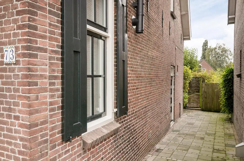 Dorpsstraat 73