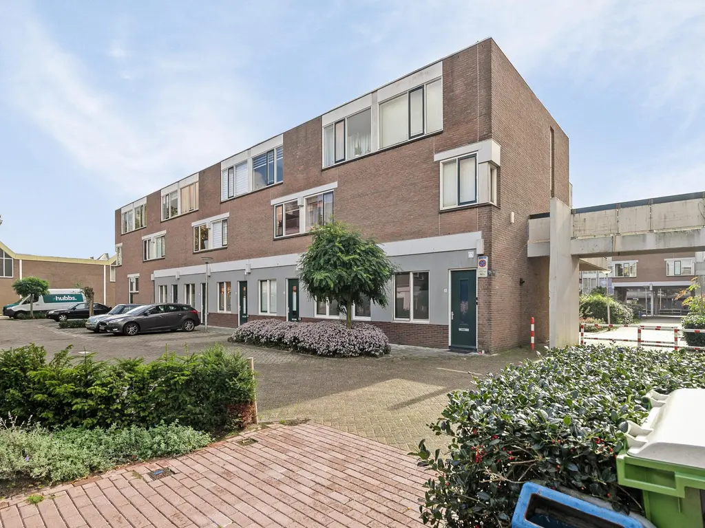 Baarnhoeve 84, VLAARDINGEN