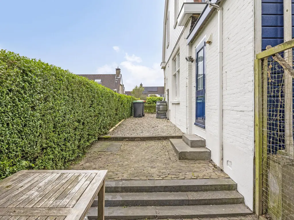 Oud Rhoonsedijk 17, POORTUGAAL