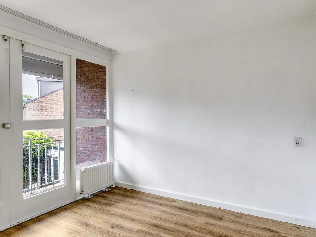 Prins Bernhardstraat 26, POORTUGAAL