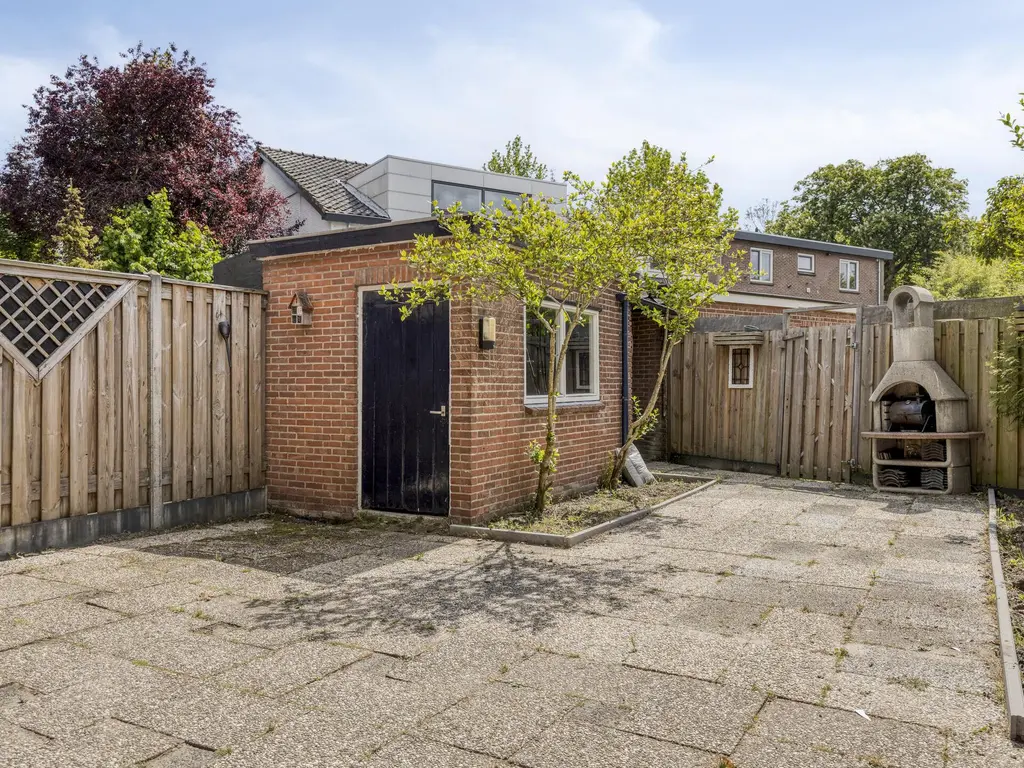 Prins Bernhardstraat 26, POORTUGAAL