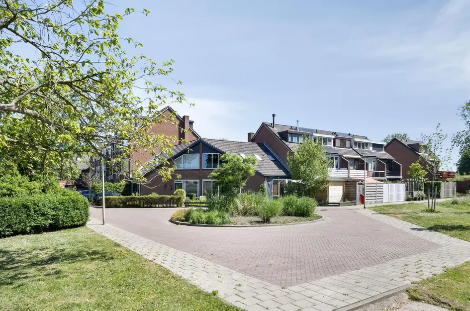 De Esdoorn 41