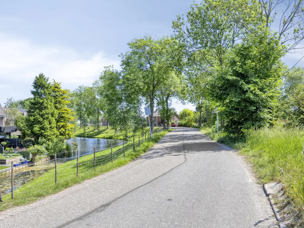 De Esdoorn 41, RHOON