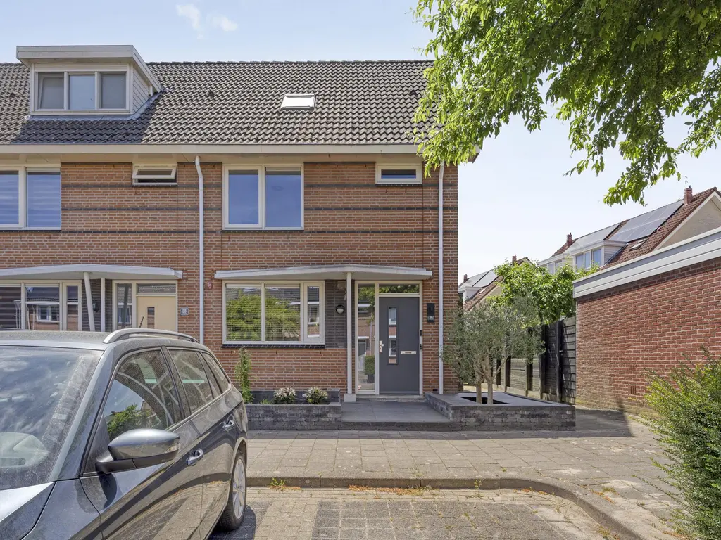 Pieter Johan Tijkenstraat 25, POORTUGAAL