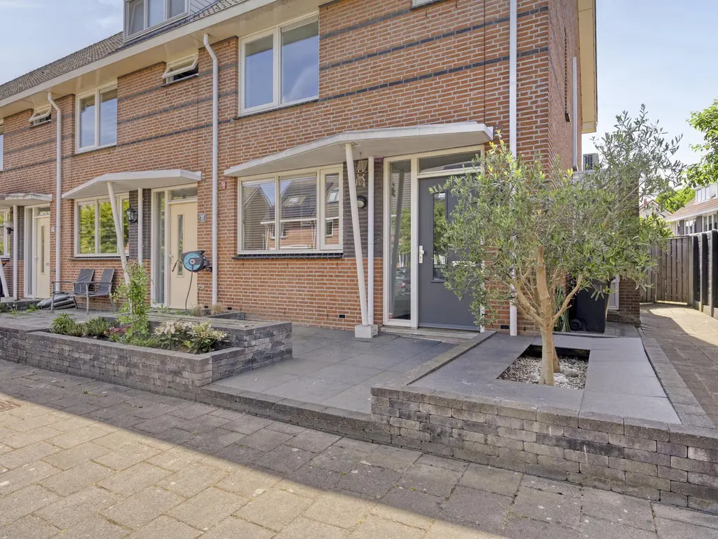 Pieter Johan Tijkenstraat 25, POORTUGAAL